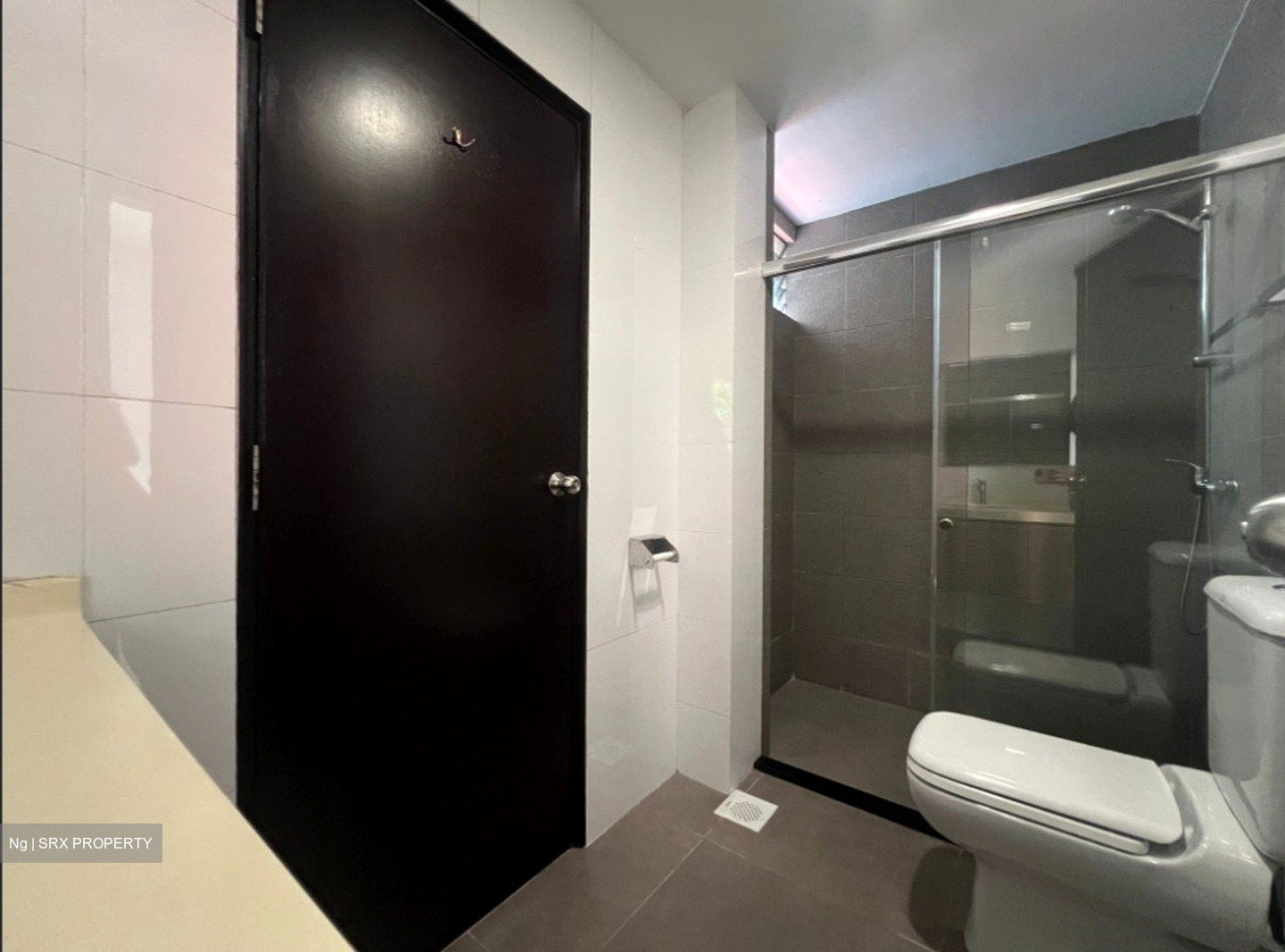 Watten Estate Condominium (D11), Condominium #557242841